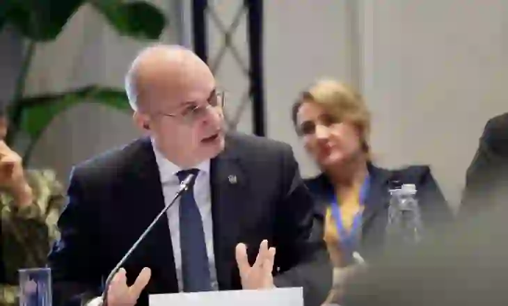 Ministeriali i Taorminës në Itali, Hasani: Zgjerimi i BE-së, zgjedhje strategjike për paqen