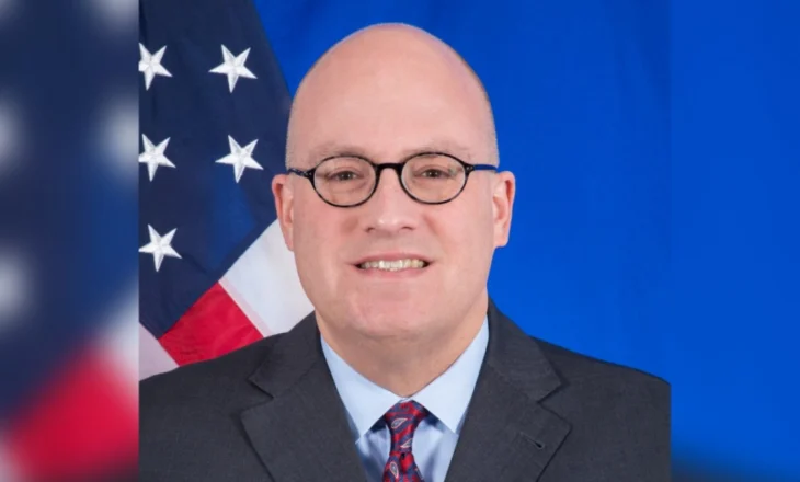Moore: Prishtina të fokusohet në njohjet nga NATO dhe BE, jo në Afrikë e Azi