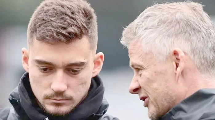 Muçi në pritje të vendimit të Beshiktashit, i pavendosur edhe trajneri Solskjaer