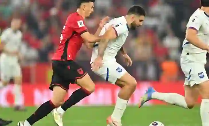 Ndeshja/ Mediat SERBE e teprojnë: Futbollistëve tanë kaluan FERRIN në Tiranë! Iu rrezikua jeta