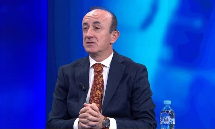“Nëse s’ndryshojmë, do humbasim sërish”,paralajmërimi i Sulës:PD vuri “gallosha” në lista,ndërsa PS pastroi gangsterët