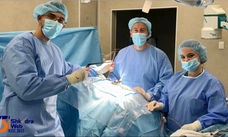 Neurokirurgjia në Shkodër realizon me sukses një ndërhyrje delikate, me diagnozë hernie diskale hiperalgjike