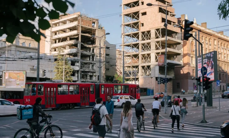 New York Times:Projekti Trump në Beograd nxit dorëheqje dhe padi penale në Serbi