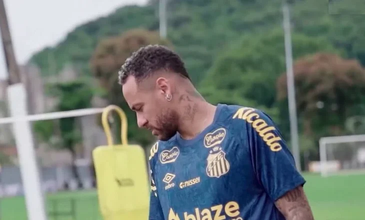 Neymar për qëndrimin te Santosi: Nga 0 në 10, them 7. Është shtëpia ime, dua ta mbyll këtu