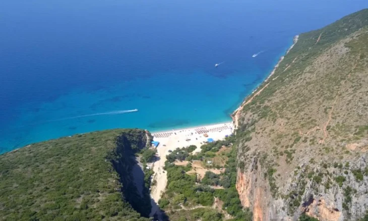 Ngjarje e rëndë në Gjipe, helika e skafit i pret gjymtyrët një turisti gjerman