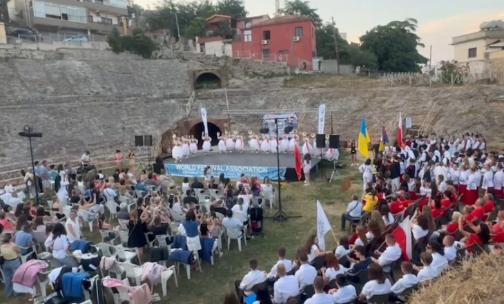 Ngjyra, ritëm dhe histori! 400 artistë nga Europa “ndezin” Durrësin