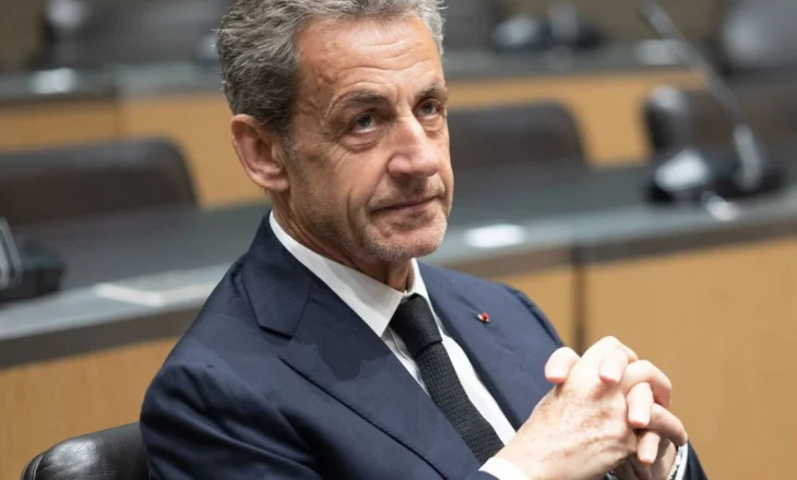 Nicolas Sarkozy i hiqet medalja e ‘Legjionit të Nderit’, shkak dënimi për korrupsion