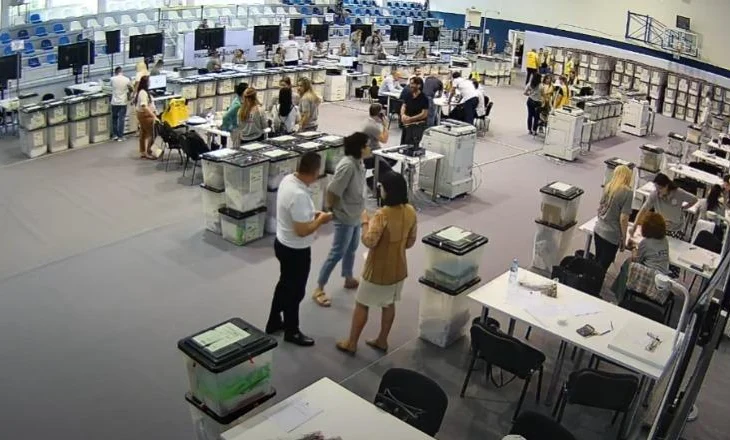Nis rinumërimi i votave, do hapen 44% e kutive në 4 qarqe