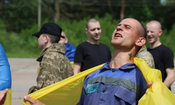 Nis shkëmbimi i të burgosurve mes Ukrainës dhe Rusisë, Zelensky: Po bëjmë çmos për t’i kthyer të gjithë në shtëpi!