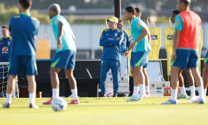 Nis zyrtarisht epoka Ancelotti në Brazil, trajneri drejton seancën e parë stërvitore me kombëtaren