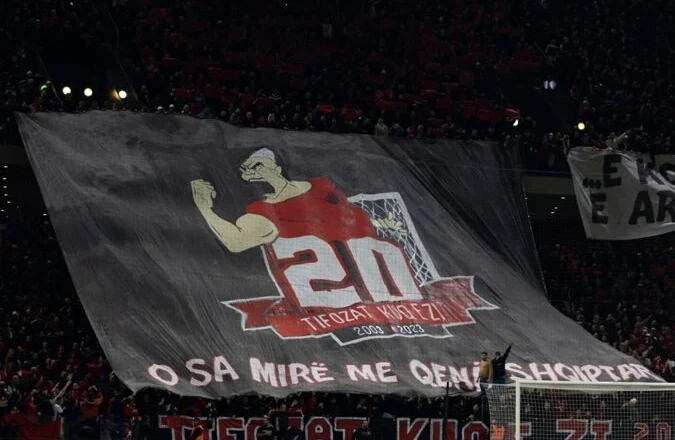 ‘Nuk do jemi në stadium’/ “Tifozat Kuq e Zi” bojkotojnë ndeshjen e Shqipërisë me Serbinë, zbulojnë arsyet