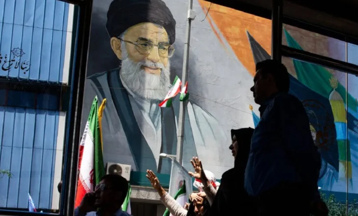 NYT: Lideri i Iranit ka frikë se mos e vrasin! Emëron tre klerikë që do ta zëvendësojnë
