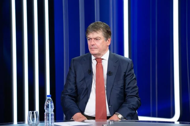 “Opozita humbi zgjedhjet, por Berisha fitoi”, Bamir Topi: E dinte shumë mirë që fitore me Ramën përballë nuk mund të realizojë