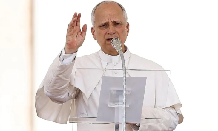Papa Leoni XIV nga Sheshi i Shën Pjetrit : Të lutemi për paqe në Lindjen e Mesme, Ukrainë e në mbarë botën