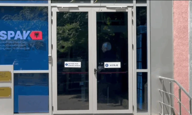 Paraqitet në SPAK ish-rektori i Universitetit të Tiranës, Dhori Kule