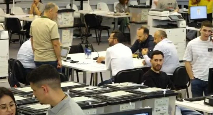 Parregullsi të pretenduara më 11 maj/ Rinumërimi i 1282 kutive të votimit nis sot në Tiranë