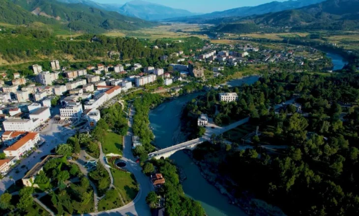 Përmeti, tradita dhe natyra e egër po ndihmojnë në zhvillimin e turizmit