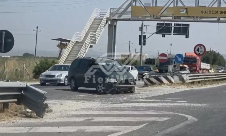 Përplasen dy automjete në autostradën Fier–Lushnjë, pranë “Pushimi i Shoferit” – vetëm dëme materiale