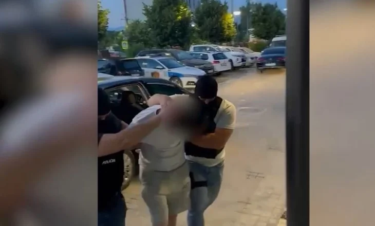Përplasi për vdekje 59-vjeçarin dhe u largua nga vendngjarja, kapet i riu nga Tirana