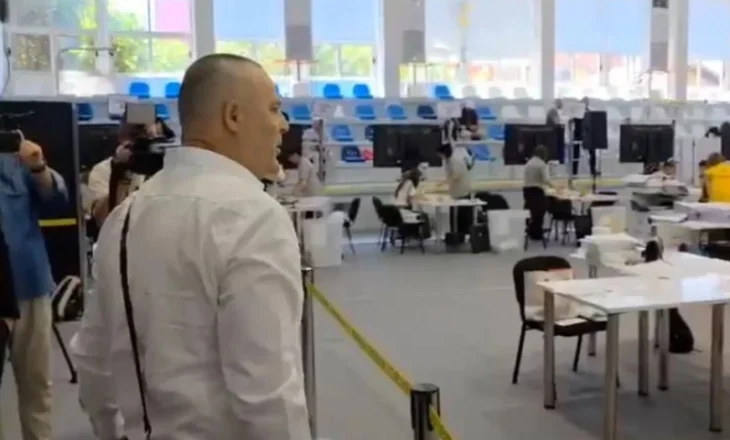 Përplasje te “Farie Hoti”! KAS ndalon hyrjen e Asllan Dogjanit në ambientin e rinumërimit