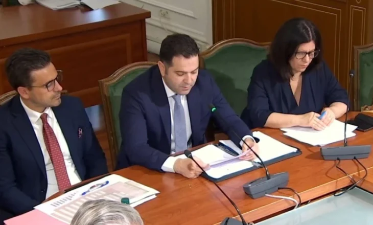 Përse u ndryshua buxheti? Ministri i Financave: Kemi në vëmendje sigurinë kibernetike dhe infrastrukturën, ndihmojmë sektorët në nevojë