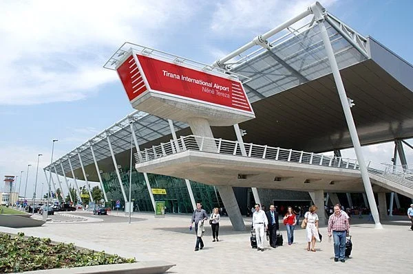 Përshkallëzimi i situatës në Lindjen e Mesme! Anulohen fluturimet Tiranë-Tel Aviv, mbyllet edhe ambasada