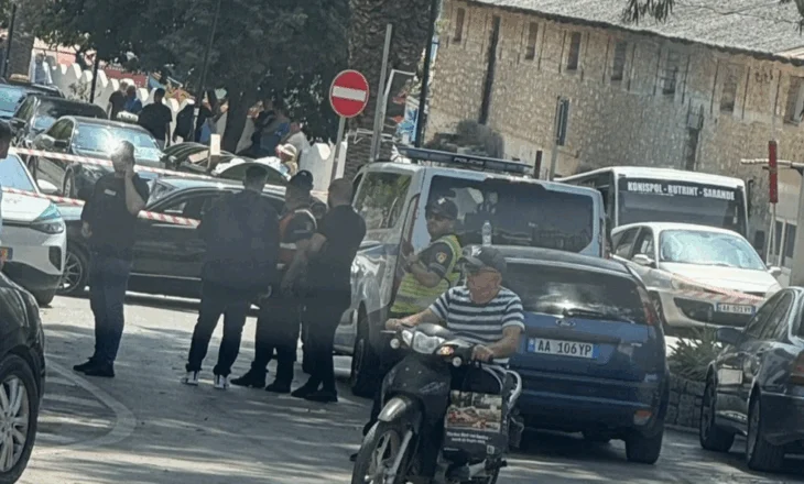 Plagosj në Sarandë! Sherr mes të rinjve, dhunë dhe përplasje makinash