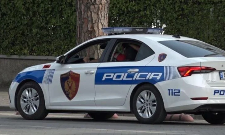 Po kryente manovra të rrezikshme me makinë në kryeqytet, 39-vjeçari përplas 5 këmbësorë në trotuar! Shpallet në kërkim