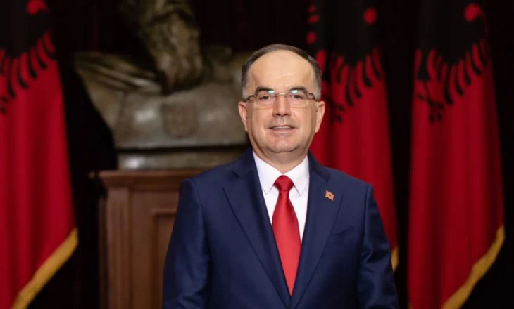 Presidenti Begaj uron Kurban Bajramin: Durimi dhe dashuria mposhtin urrejtjen dhe pangopësinë