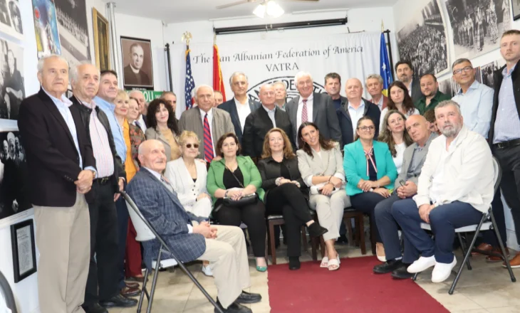 Preznatohet në ‘Vatër”, “Fan Noli, Rebeli” vëllimi i dytë nga Ilir Ikonomi