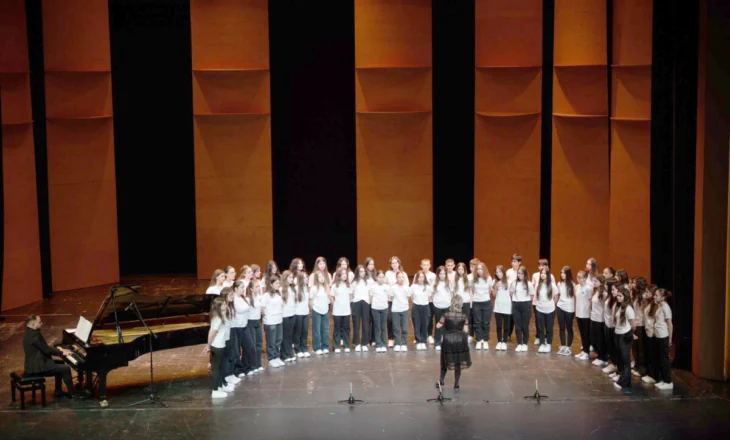 Projekti “Eja këndo me ne” në Teatrin e Operës dhe Baletit