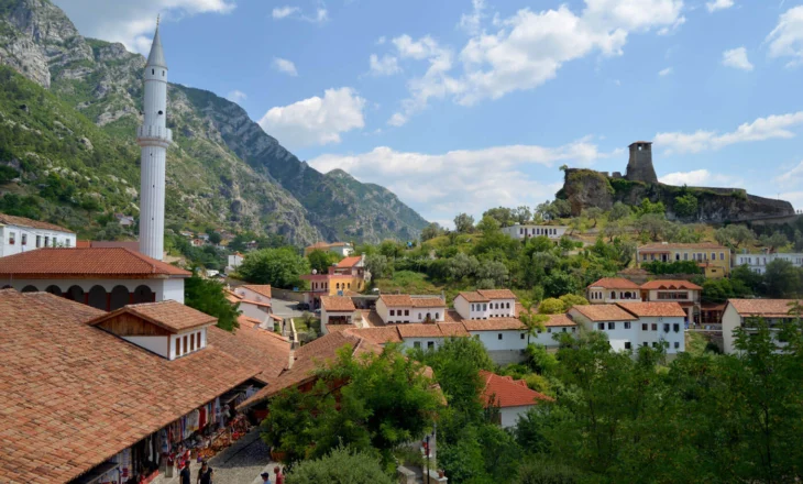 Projekti për integrimin urban dhe turizmin me BB, gjashtë kontrata për punë të reja