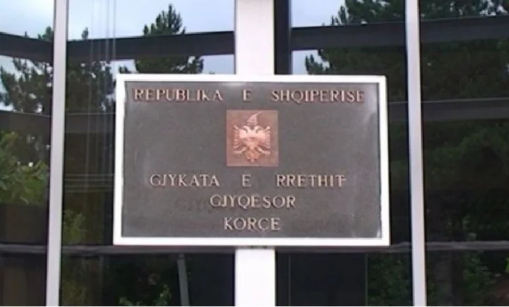 Prokuroria zbardh abuzimin me taksat/ Dy zyrtarë të Bashkisë Korçë nisin gjyqin për favorizime në ndërtim