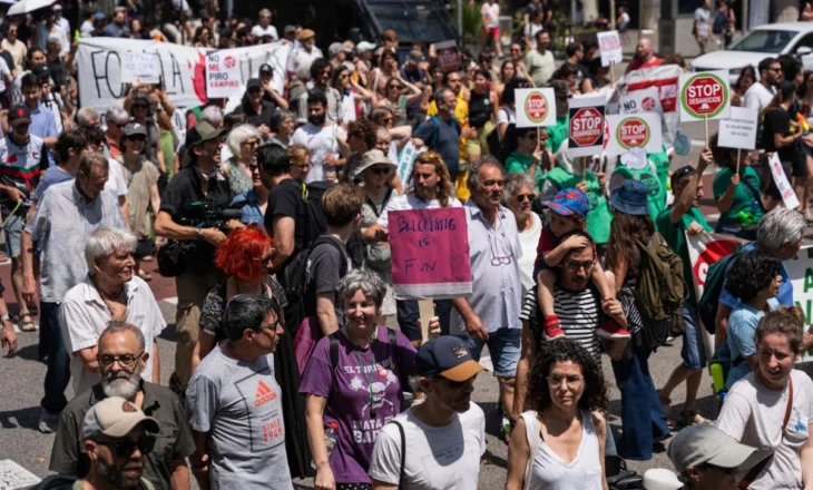 Protesta kundër turizmit masiv përfshijnë Spanjën, Italinë dhe Portugalinë