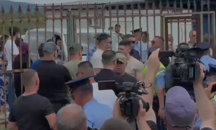 Provokuan dhe nxitën urrejtje, 17 persona në polici në manifestimet e “Vidovdanit”