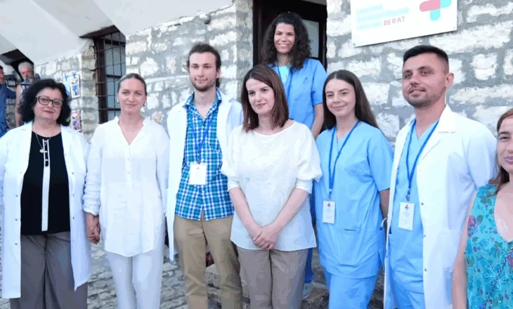 Qendër shëndetësore verore në Kalanë e Beratit, ministrja Koçiu: Kujdes për turistët