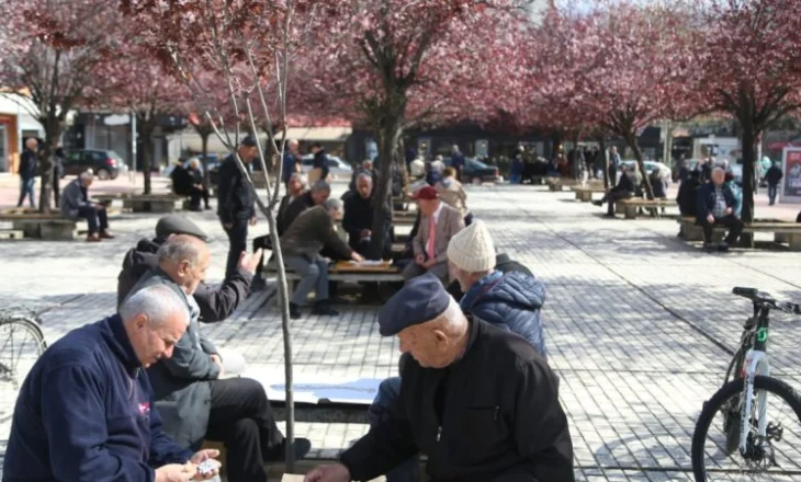 Qeveria miraton strategjinë 2025-2030, do të jepet pensioni i 13-të për të moshuarit