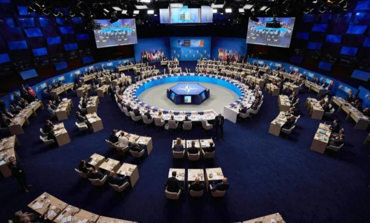 Rama ndan fotot: NATO mban samit në Tiranë në 2027
