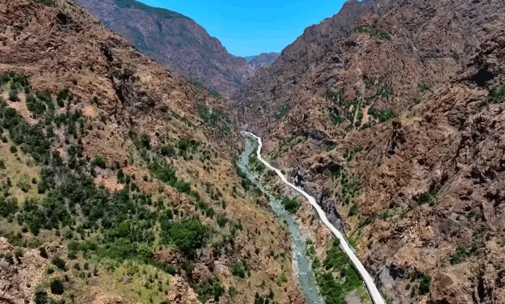 Rama poston video nga kanionet e Moglicës: Një bukuri e rrallë në zemër të Maliqit
