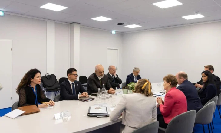 Rama takim me senatorët e grupit vëzhgues për NATO-n në Senatin Amerikan