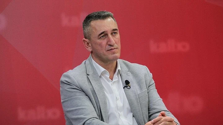 Rashiç drejt bashkimit me opozitën, ja pse ligjvënësi nga radhët e komunitetit serb mund të “tradhtojë” Kurtin