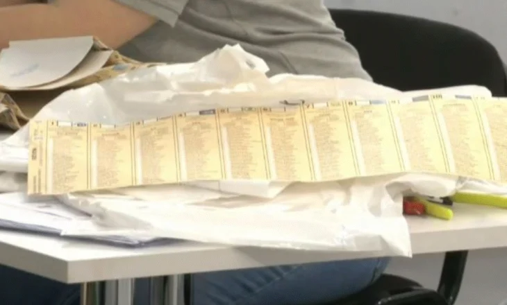Rinumërimi në Tiranë/ Hapen 275 kuti, kush janë deputetët që kanë humbur apo fituar vota