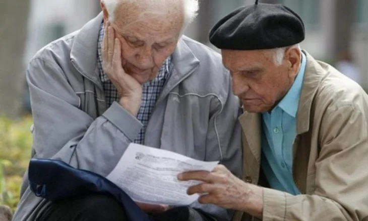 Rreth 1 mijë e 200 lekë në qytet dhe 827 lekë në fshat/ Dalin shifrat se sa u rritën pensionet në 1 vit