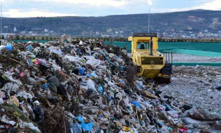 Rritet çmimi për depozitimin e mbetjeve në landfill/ Bashkia Elbasan e pranon: Nuk ka incenerator