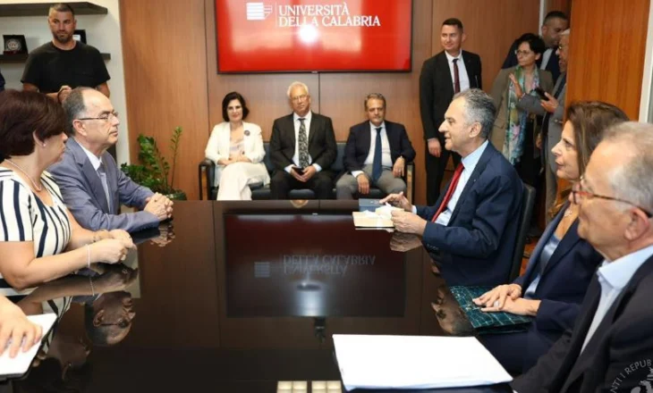 “Ruan me krenari gjuhën, kulturën dhe…”/ Presidenti Begaj mirëpritet në Universitetin e Kalabrisë: Trashëgimi vlerash