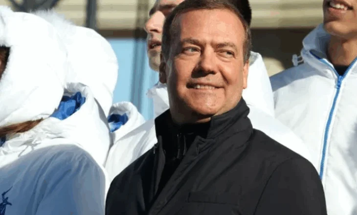 Rusia ‘futet në lojë’: Djema mos u zini, mund të ndërmjetësojmë paqen mes jush, Musk i ofrojmë azil politik