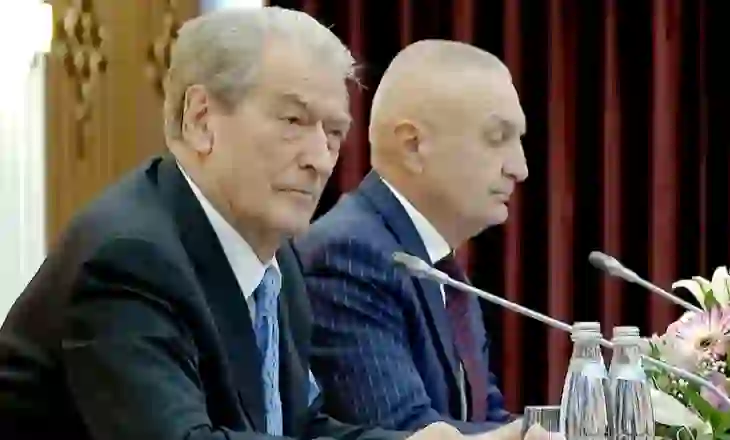 Sali Berisha vijon sulmet ndaj SPAK dhe akuzon Ramën se i grabiti zgjedhjet e 11 majit me ndihmën e bandave, kreu i…