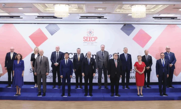 Samiti i SEECP në Tiranë, Serbia dhe Bosnja votojnë kundër deklaratës së përbashkët të 13 shteteve të Europës Juglindore! Ja arsyet