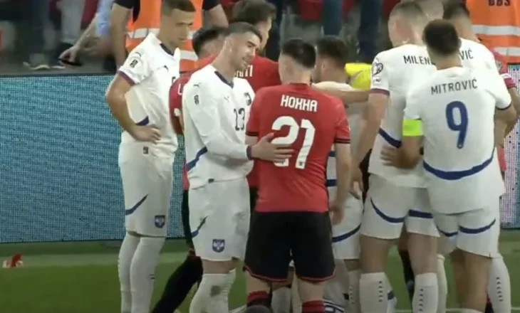Sende nga tribuna për të disatën herë, gjyqtari paralajmëron pezullimin e ndeshjes