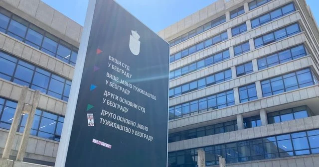 Serbi: Rritet numri i aktakuzave ndaj shqiptarëve të Kosovës